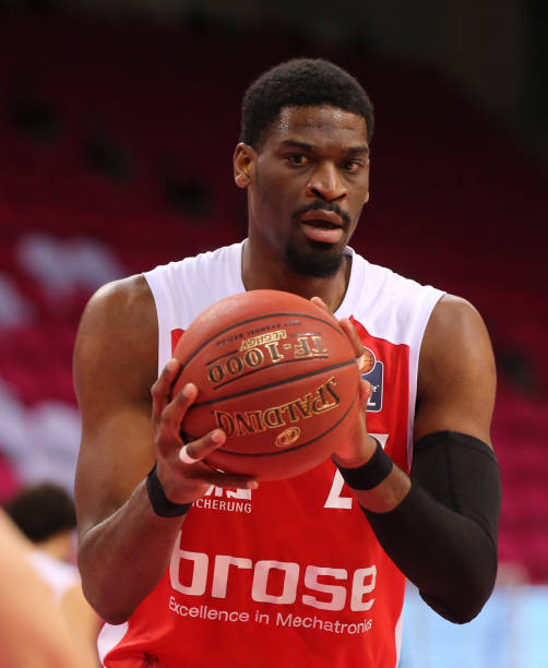 们缩小了与 们缩小了与