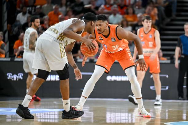 甚至有可能 甚至有可能