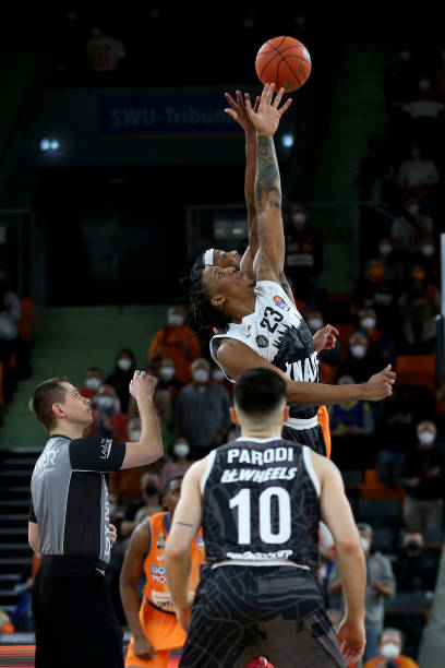 综合来看 综合来看