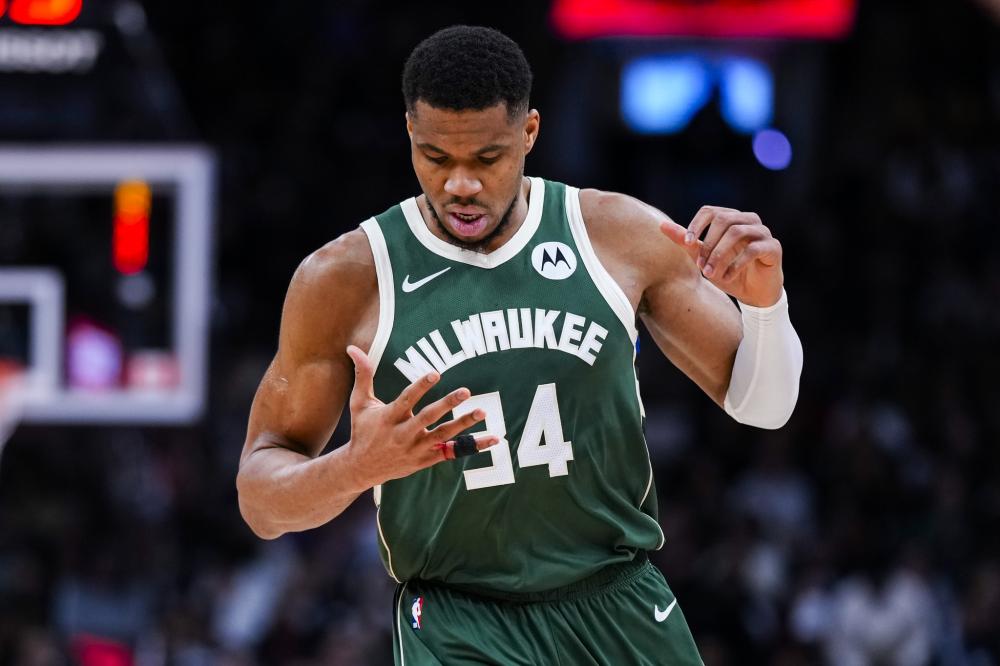 攻和防守两 攻和防守两